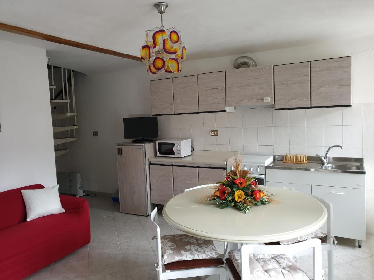 Ferienwohnung Casa Le Rondini Mezzenile Exterior foto