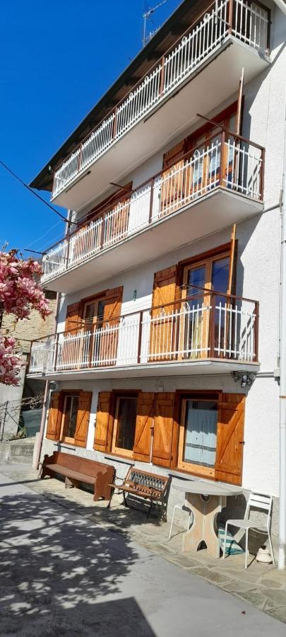 Ferienwohnung Casa Le Rondini Mezzenile Exterior foto