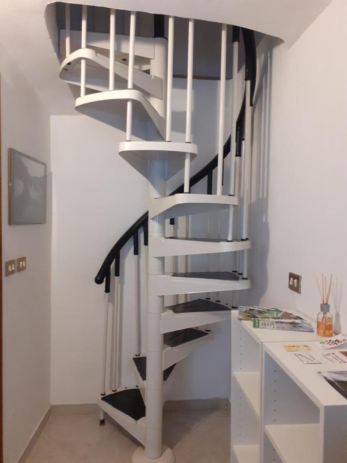Ferienwohnung Casa Le Rondini Mezzenile Exterior foto